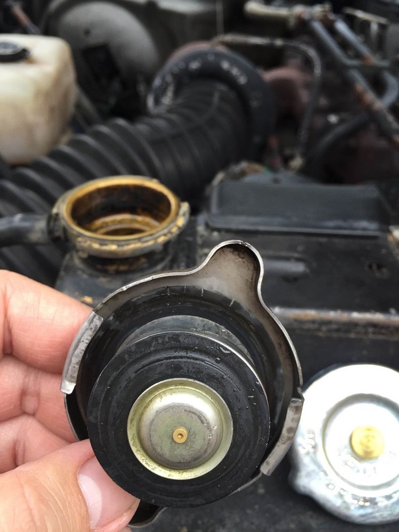 What would cause both the upper and lower radiator hoses to start