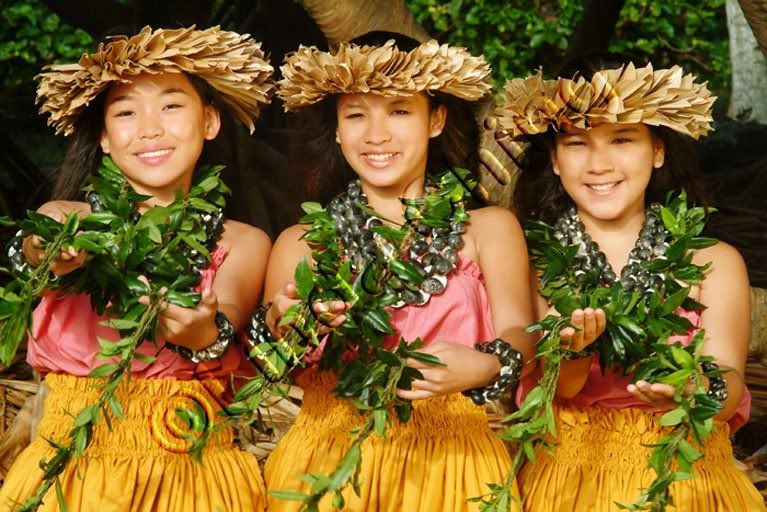 HULA GIRLS Pictures, Images and Photos
