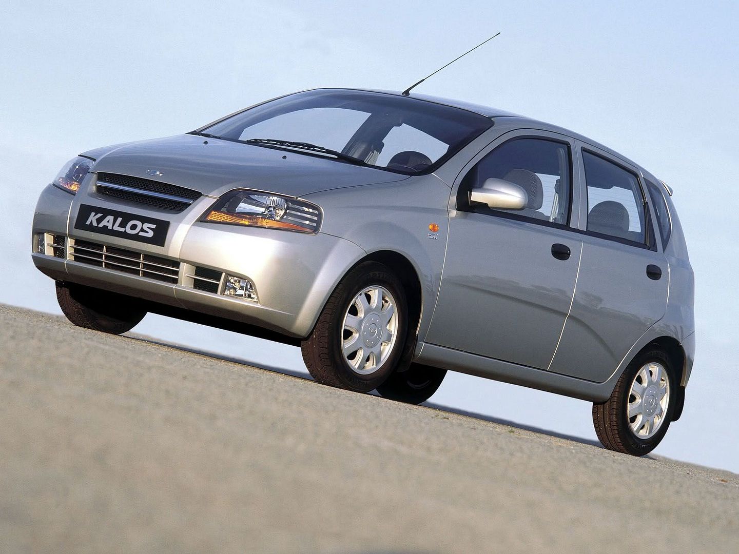 daewoo_kalos_2.jpg