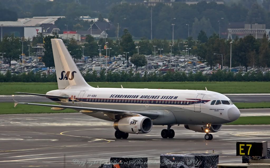 http://i256.photobucket.com/albums/hh186/thresholdkid/Schiphol/SAS-retro-_-border.jpg