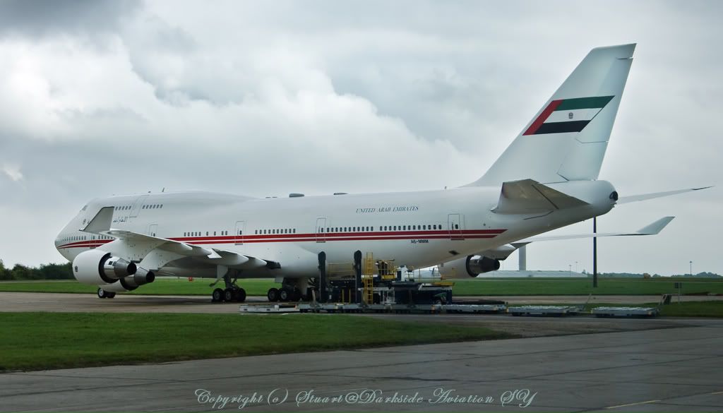 http://i256.photobucket.com/albums/hh186/thresholdkid/Stansted/Dubai-747_MG_8880-border.jpg
