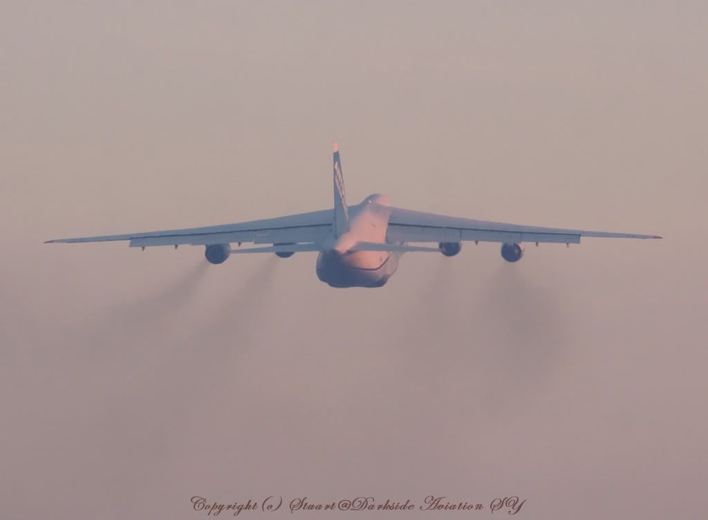 http://i256.photobucket.com/albums/hh186/thresholdkid/finningley/Antonov-IMG_6070-border.jpg