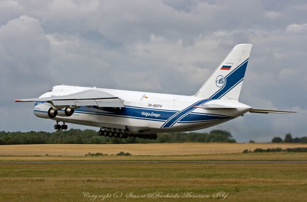 http://i256.photobucket.com/albums/hh186/thresholdkid/finningley/Volga-Dnepr-_MG_7237-border.jpg