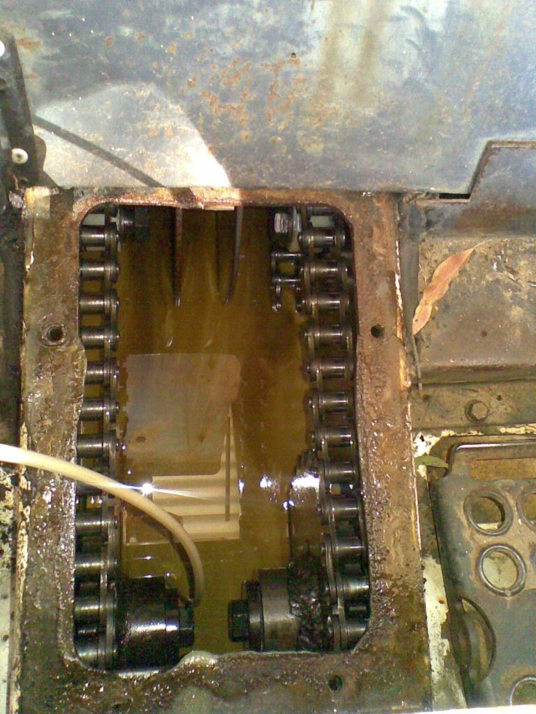 743 Chain Case oil change | Skidsteer Forum - Bobcat, New Holland, Case