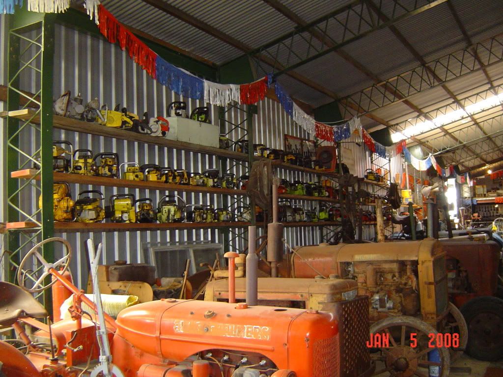 [Linked Image from i256.photobucket.com]