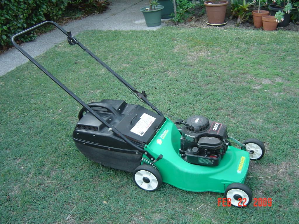 [Linked Image from i256.photobucket.com]