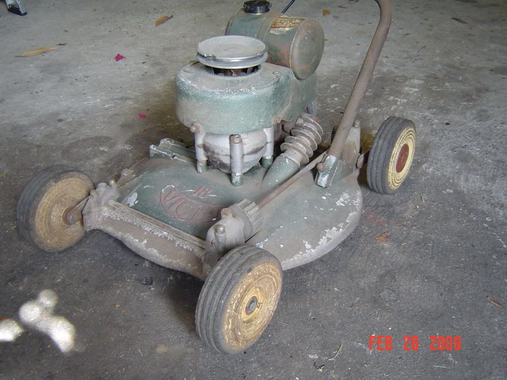 [Linked Image from i256.photobucket.com]