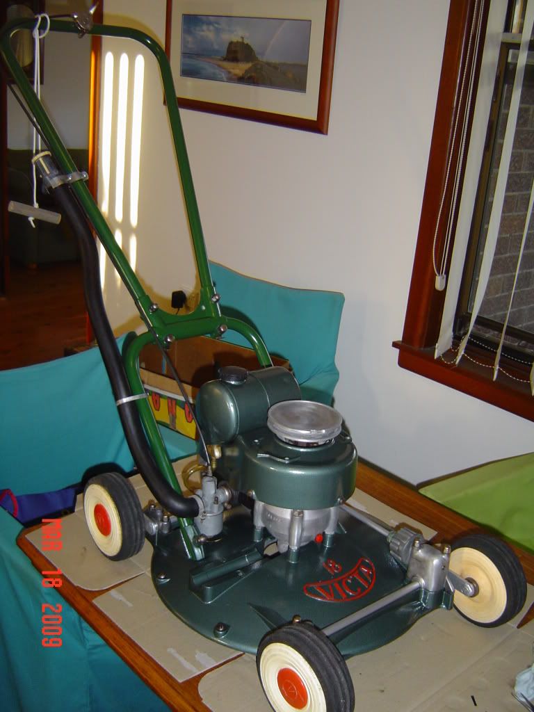 [Linked Image from i256.photobucket.com]