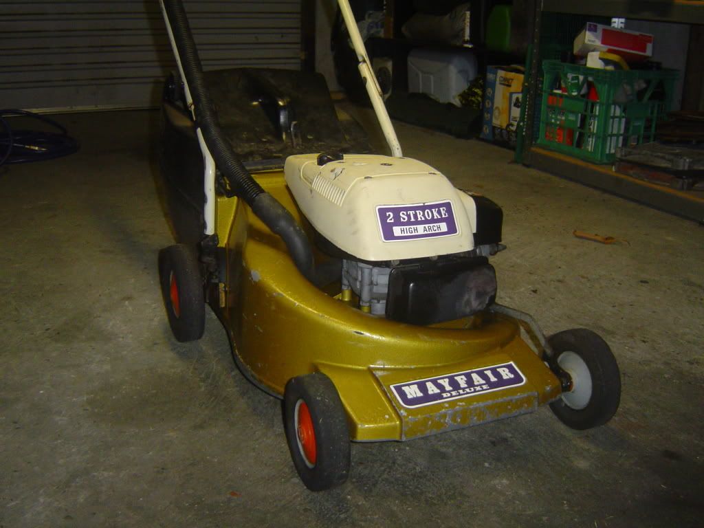 [Linked Image from i256.photobucket.com]