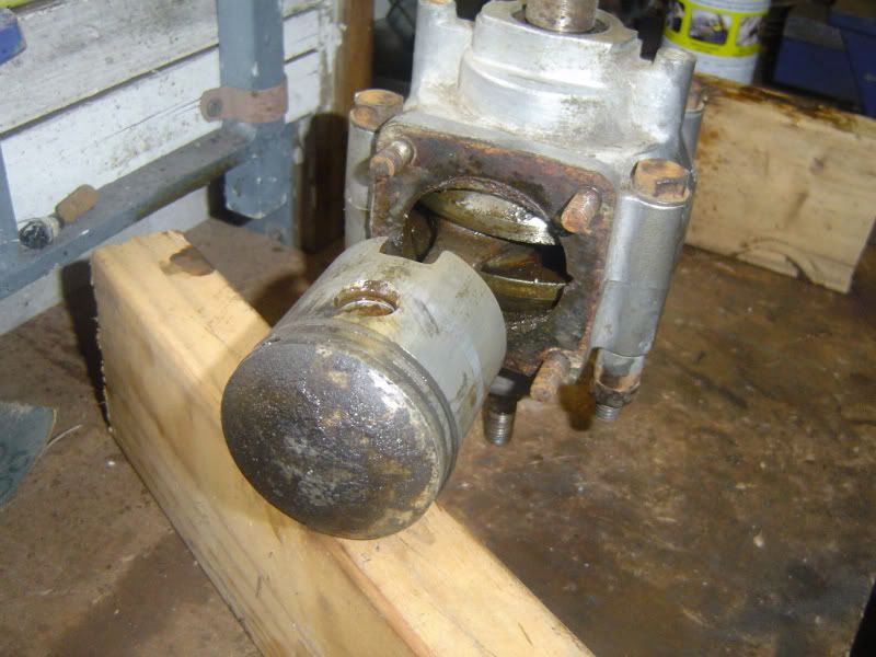 [Linked Image from i256.photobucket.com]