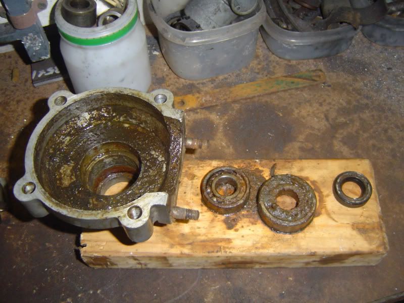 [Linked Image from i256.photobucket.com]