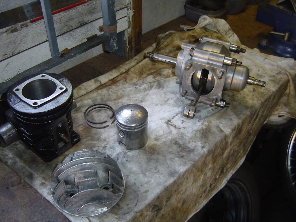 [Linked Image from i256.photobucket.com]