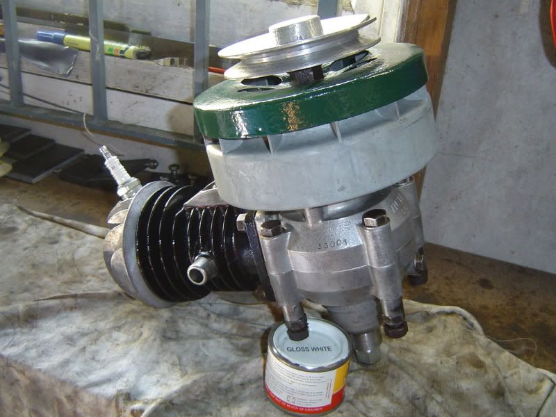 [Linked Image from i256.photobucket.com]