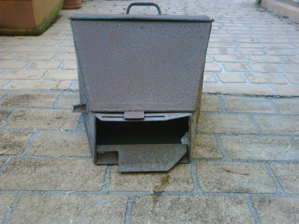 [Linked Image from i256.photobucket.com]