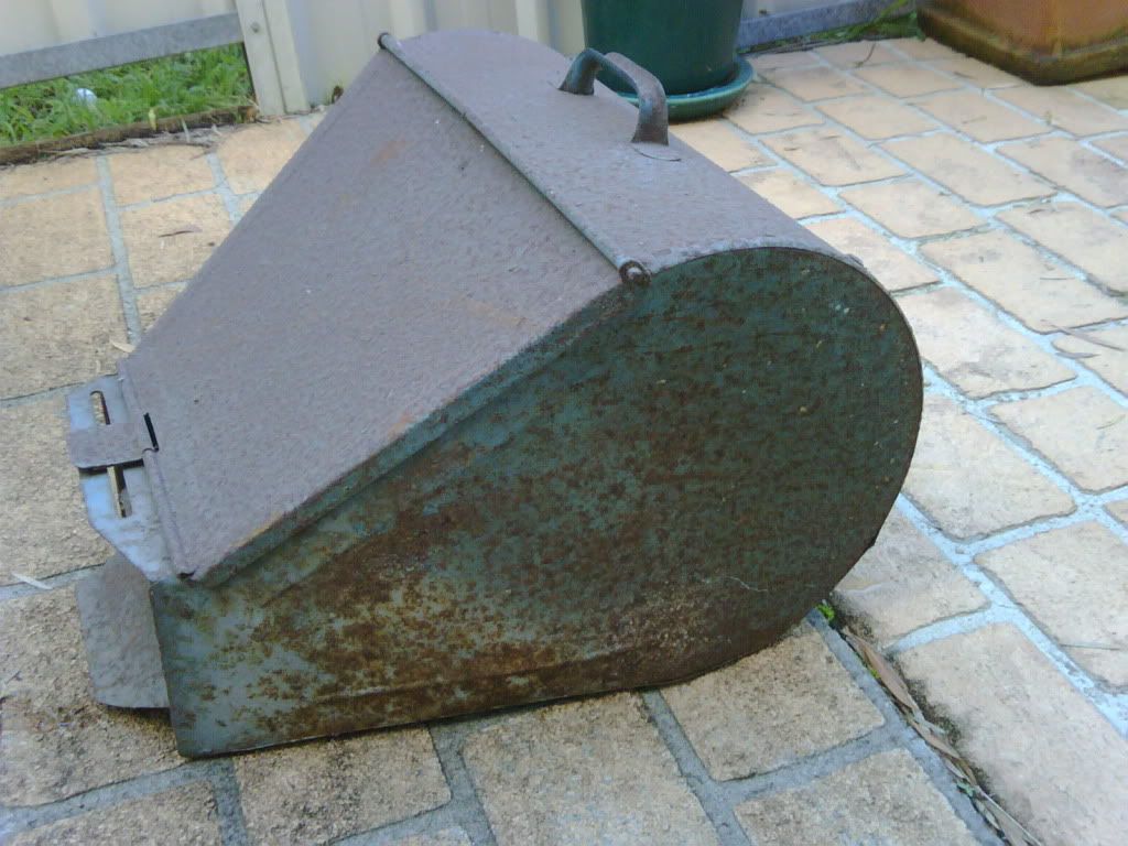 [Linked Image from i256.photobucket.com]