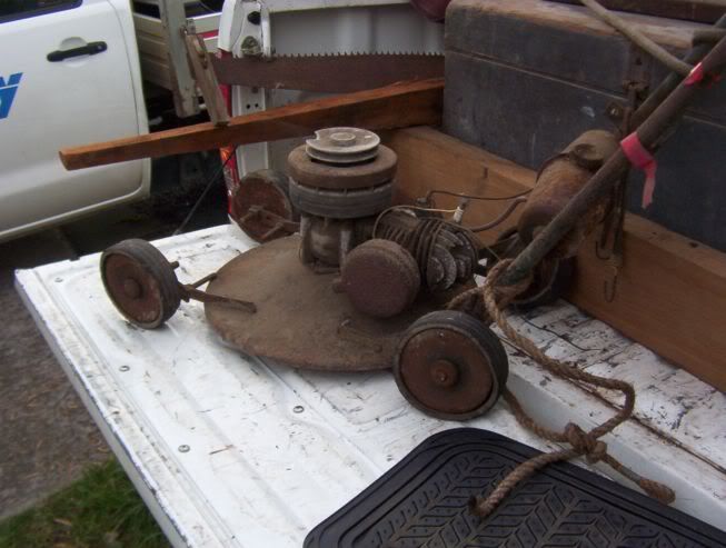 [Linked Image from i256.photobucket.com]