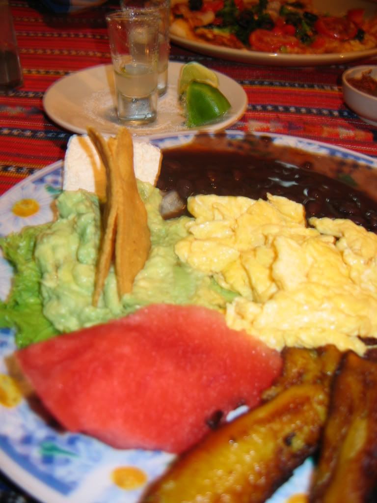 Guatemalteco Plate