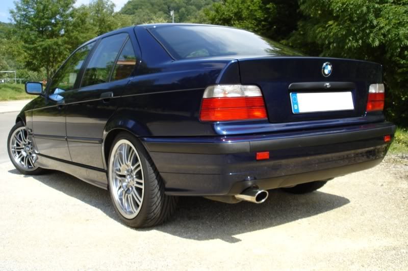 BMW 320i E36 Limousine - 3er BMW - E36