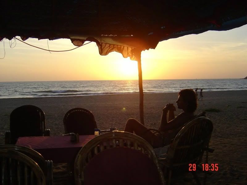 http://i256.photobucket.com/albums/hh199/GoanMadTony/Goa%202008-2/DSC01708.jpg?t=1267828364