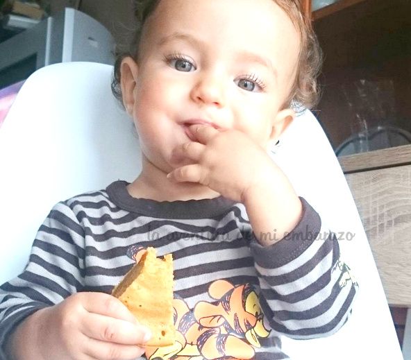  photo bebe-comiendo-1_zpsi9s7ynlj.jpg