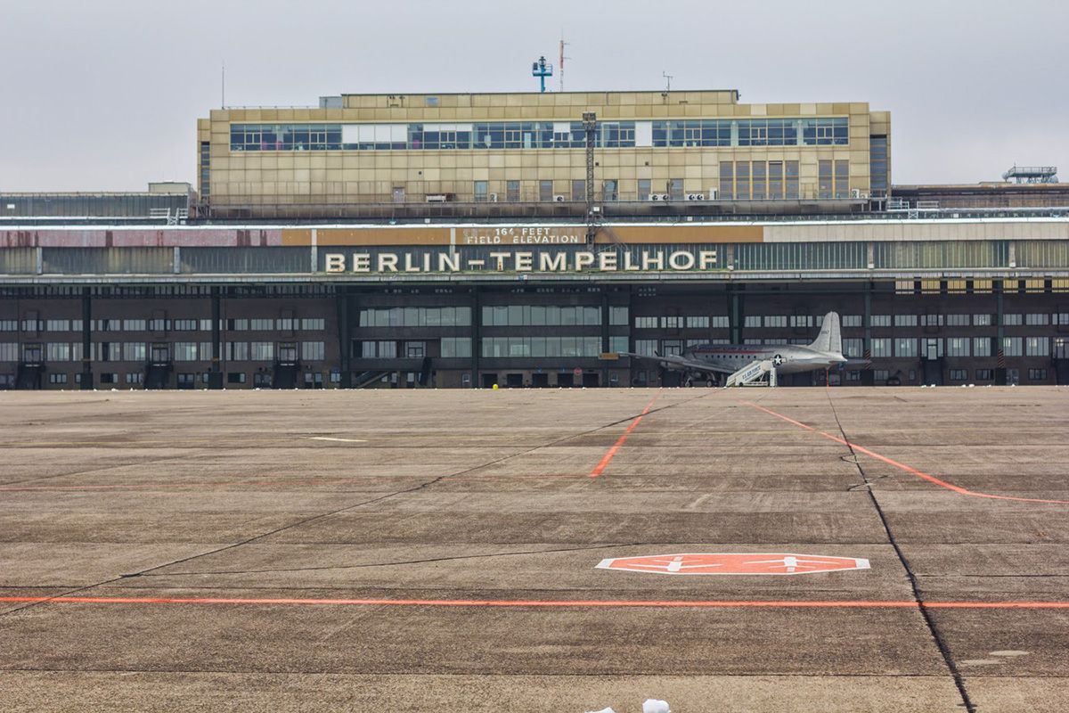  photo Tempelhof-Berlin-2142_zpsjcxo3q7d.jpg